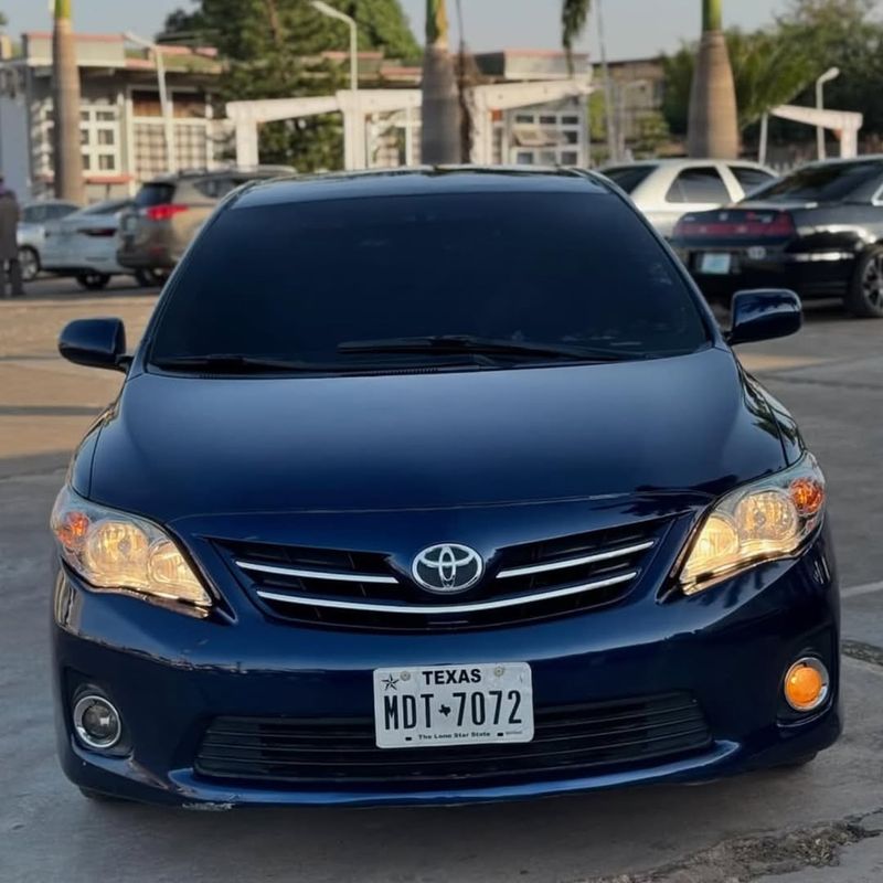 Main image of 2013 Toyota Corolla